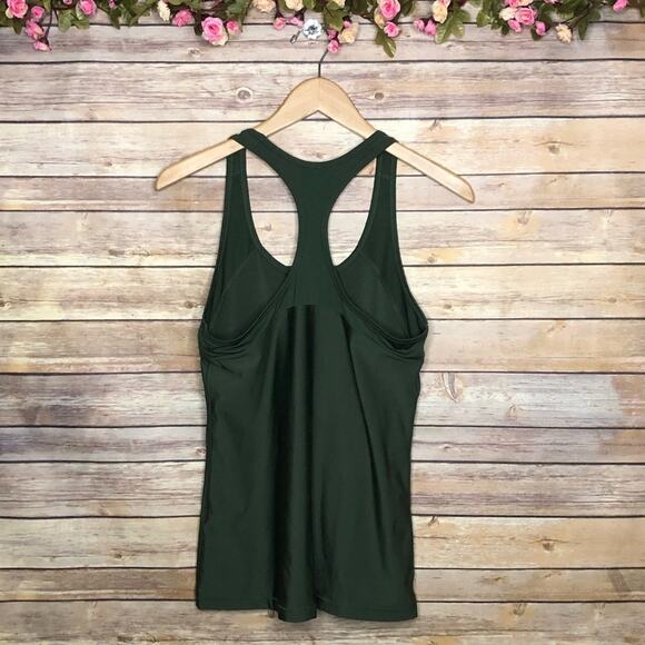 🌷5 for $25 Under Armour HeatGear Armour Tank Top - Picture 3 of 5